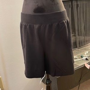 Terra & sky long shorts